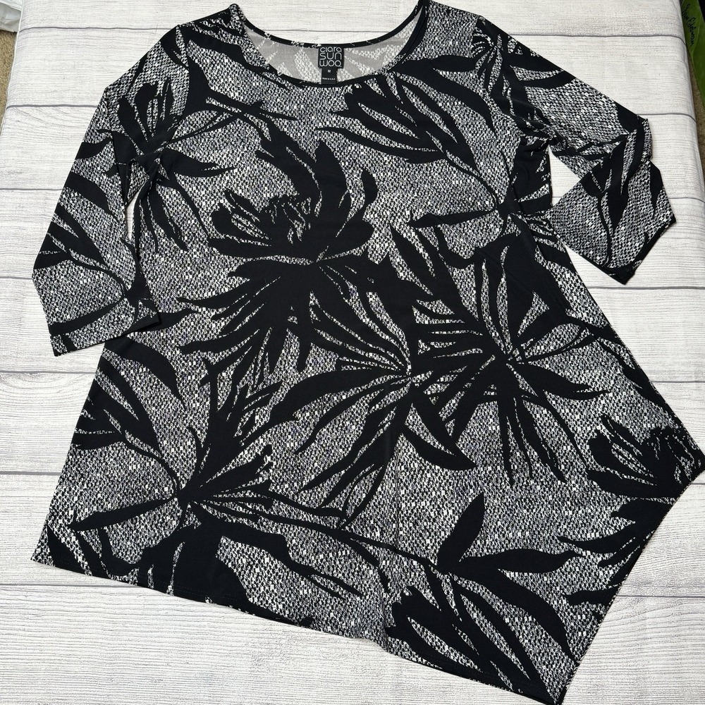 Clara Sun Woo Tropical Floral Print Asymmetrical Tunic Medium Black White Top